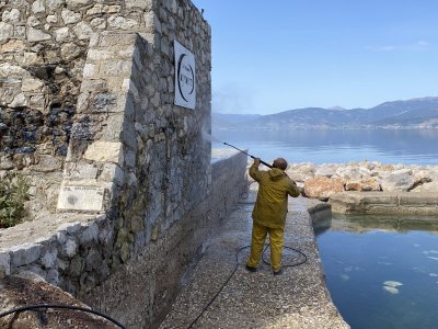 Από τις «Μπανιέρες» ξεκινά ο καθαρισμός του Δήμου Ναυπλιέων από γκράφιτι